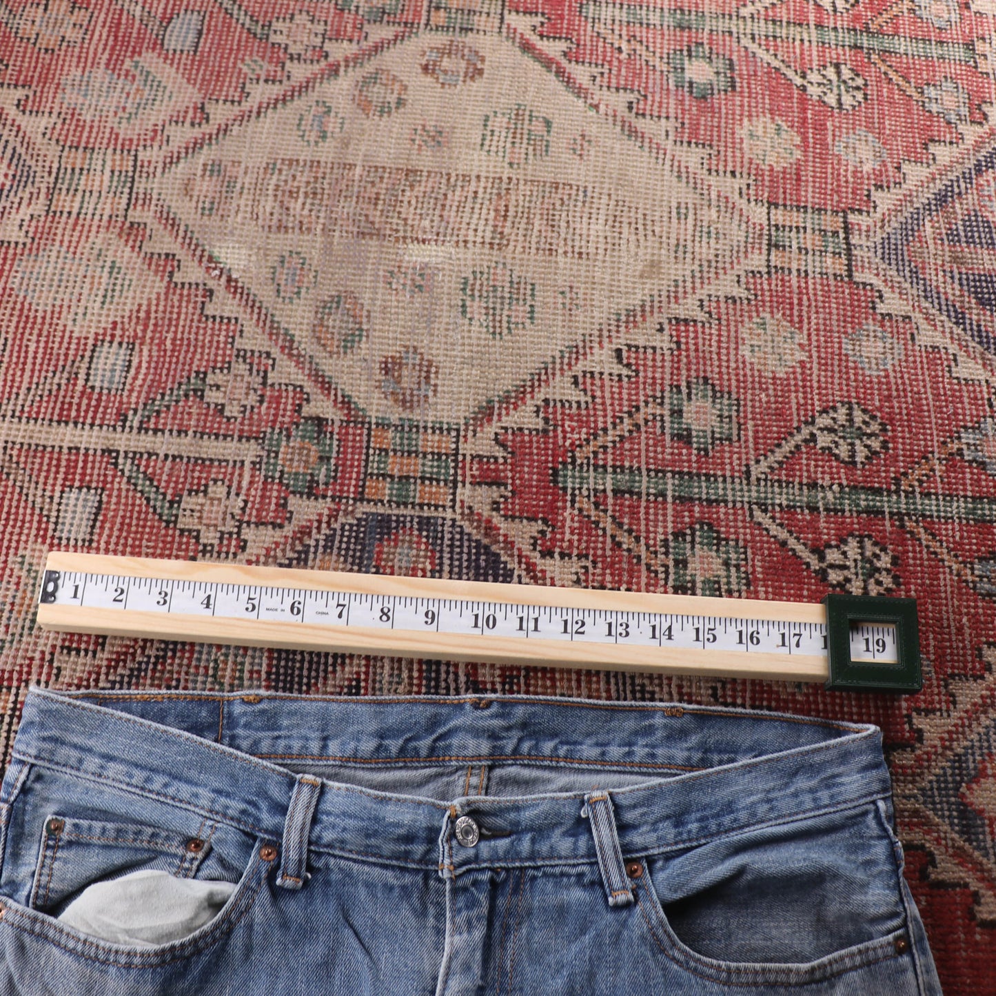 Levi's Red Tab W26 L33 Loose Straight Leg Blue Denim Jeans
