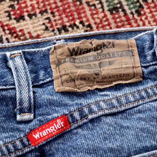Wrangler W38 L32 Relaxed Blue Denim Jeans