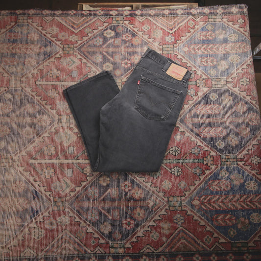Levi's 505 W38 L28 Straight Leg Regular Fit Black Denim Jeans