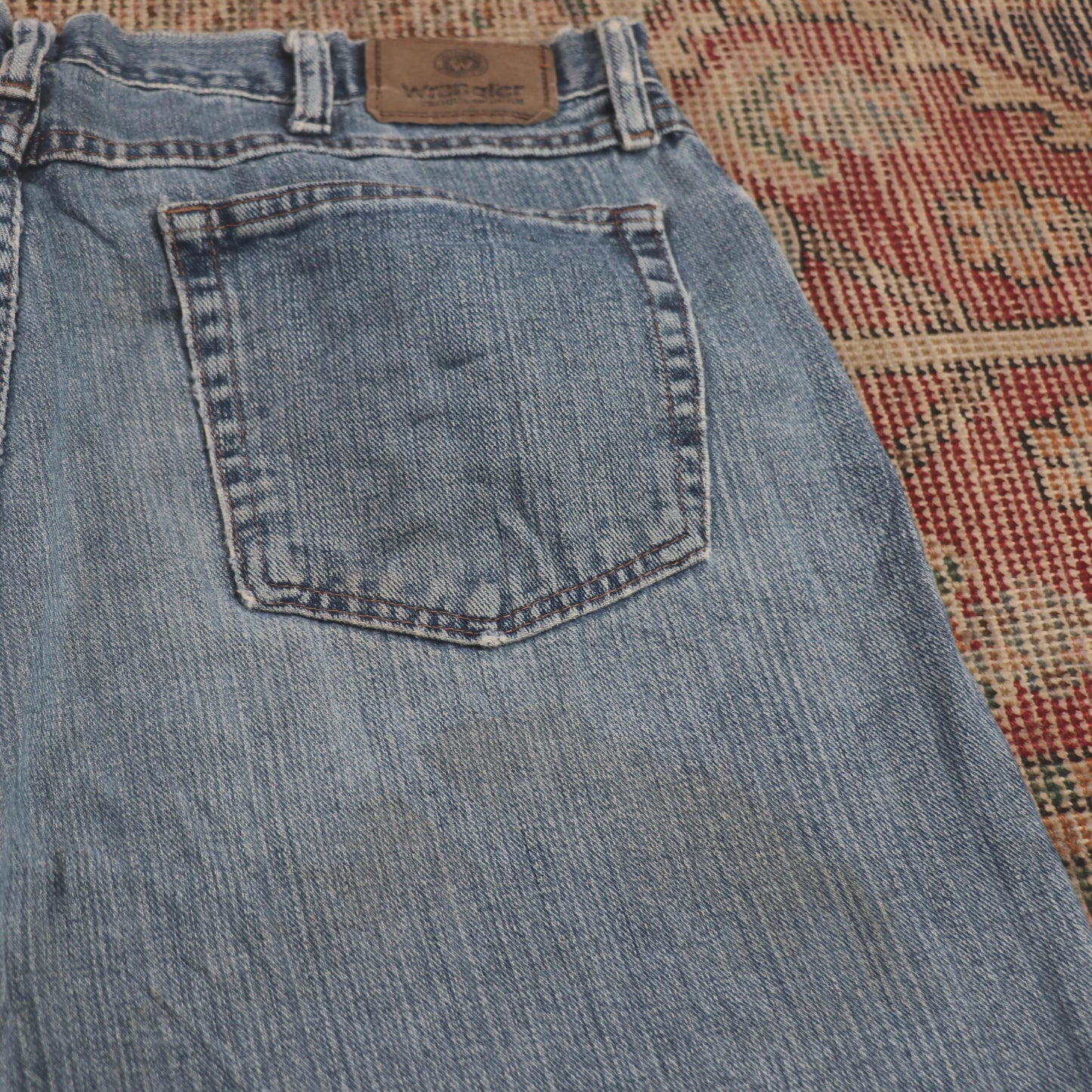 Wrangler W34 L32 Straight Leg Relaxed Fit Blue Denim Jeans