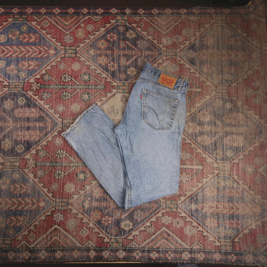 Levi's 505 W36 L31 Straight Leg Regular Fit Classic Ripped Style Blue Denim Jean