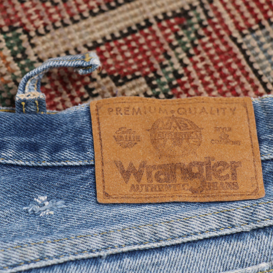 Wrangler W34 L29 Straight Leg Classic Ripped Style Blue Denim Jeans