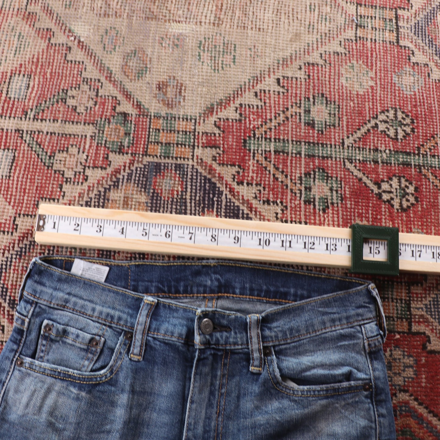 Levi's 513 Red Tab W30 L31 Straight Leg Slim Fit Blue Denim Jeans
