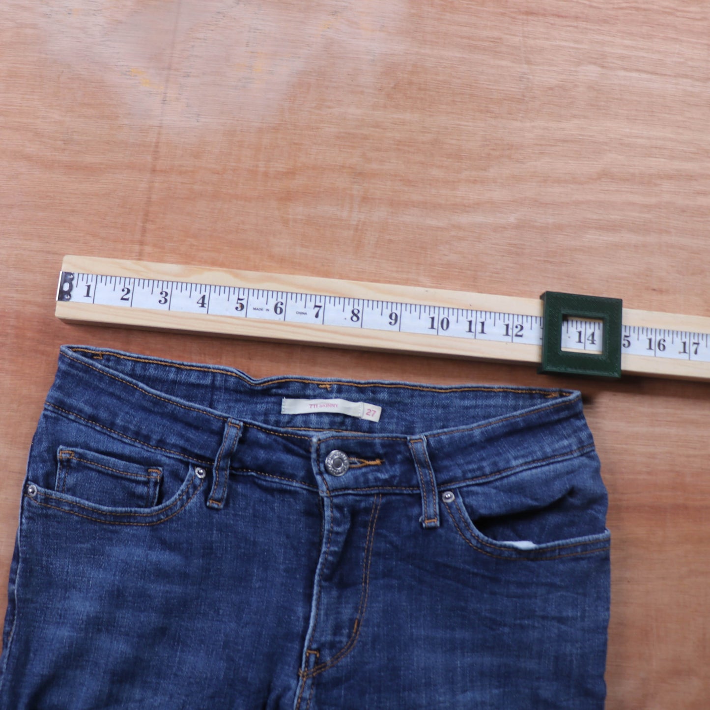 Levi's 711 Red Tab W28 L29 Skinny Blue Denim Jeans