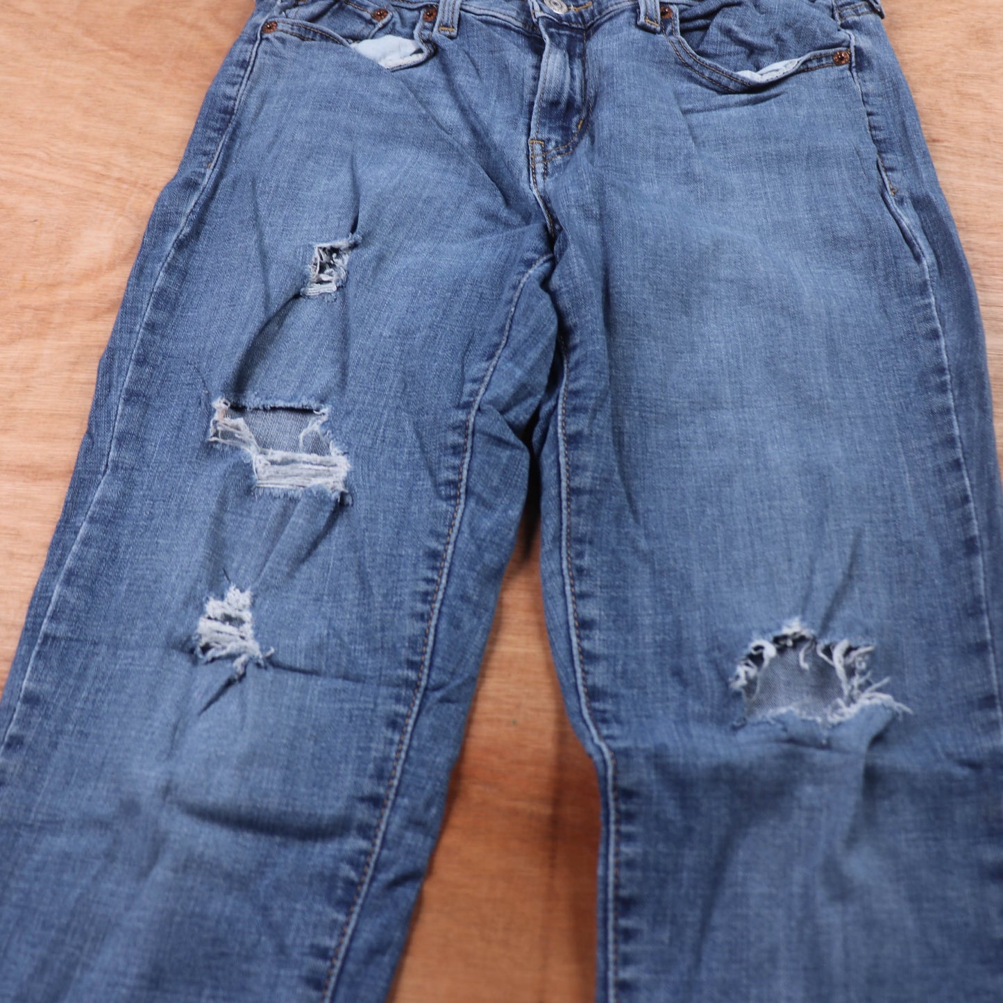 Levi's 723 Red Tab W28 L26 Boyfriend Classic Ripped Style Blue Denim Jeans