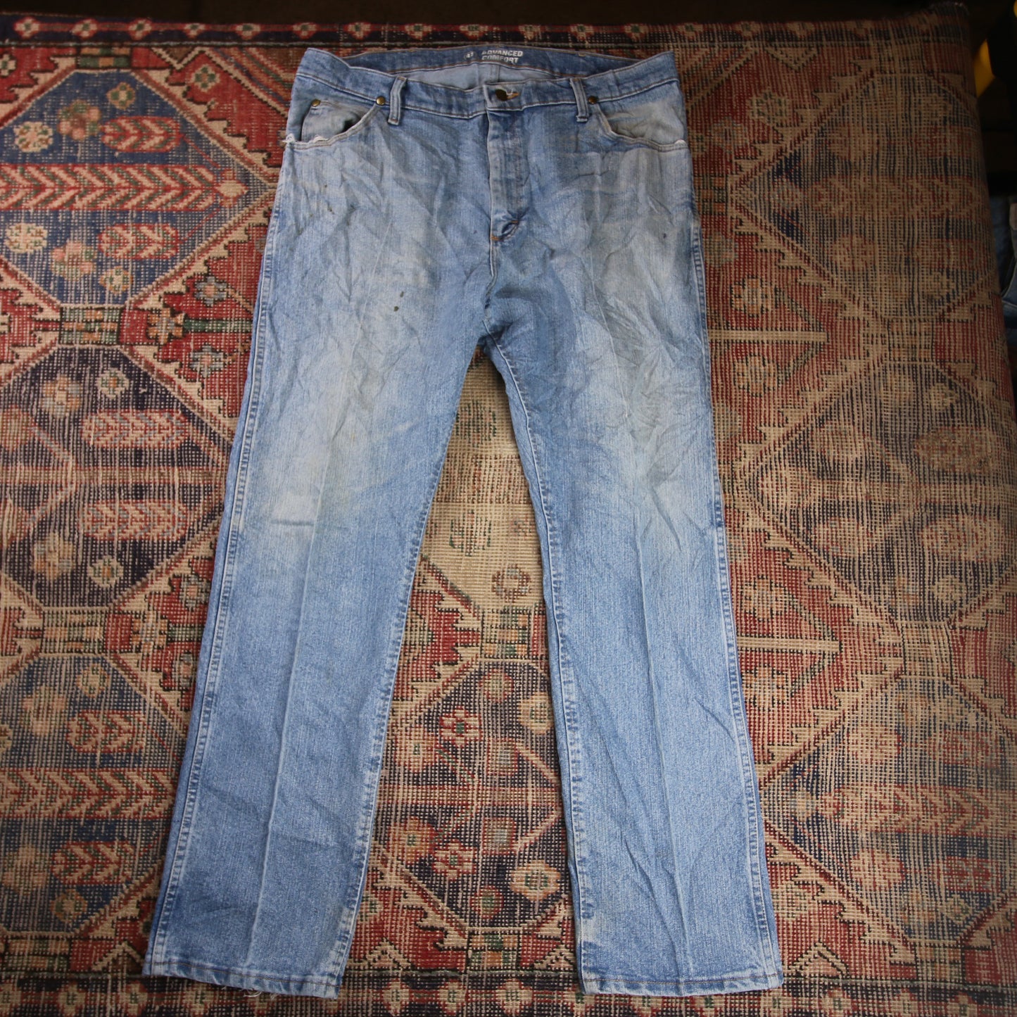 Wrangler W38 L31 Straight Leg Relaxed Fit Blue Denim Jeans