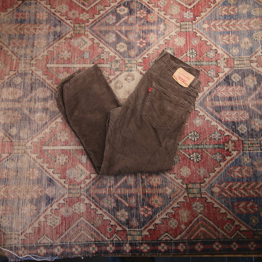 Levi's 559 W34 L28 Straight Leg Relaxed Fit Brown Corduroy Trousers