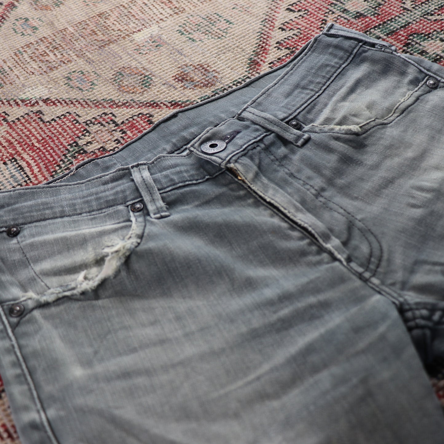 Levi's W30 L29 Slim Fit Grey Denim Jeans