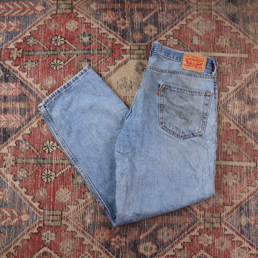 Levi's 550 W34 L28 Tapered Leg Relaxed Fit Classic Ripped Style Blue Denim Jeans
