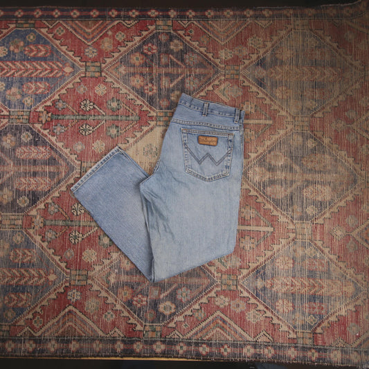 Wrangler W36 L29 Straight Leg Relaxed Fit Blue Denim Jeans