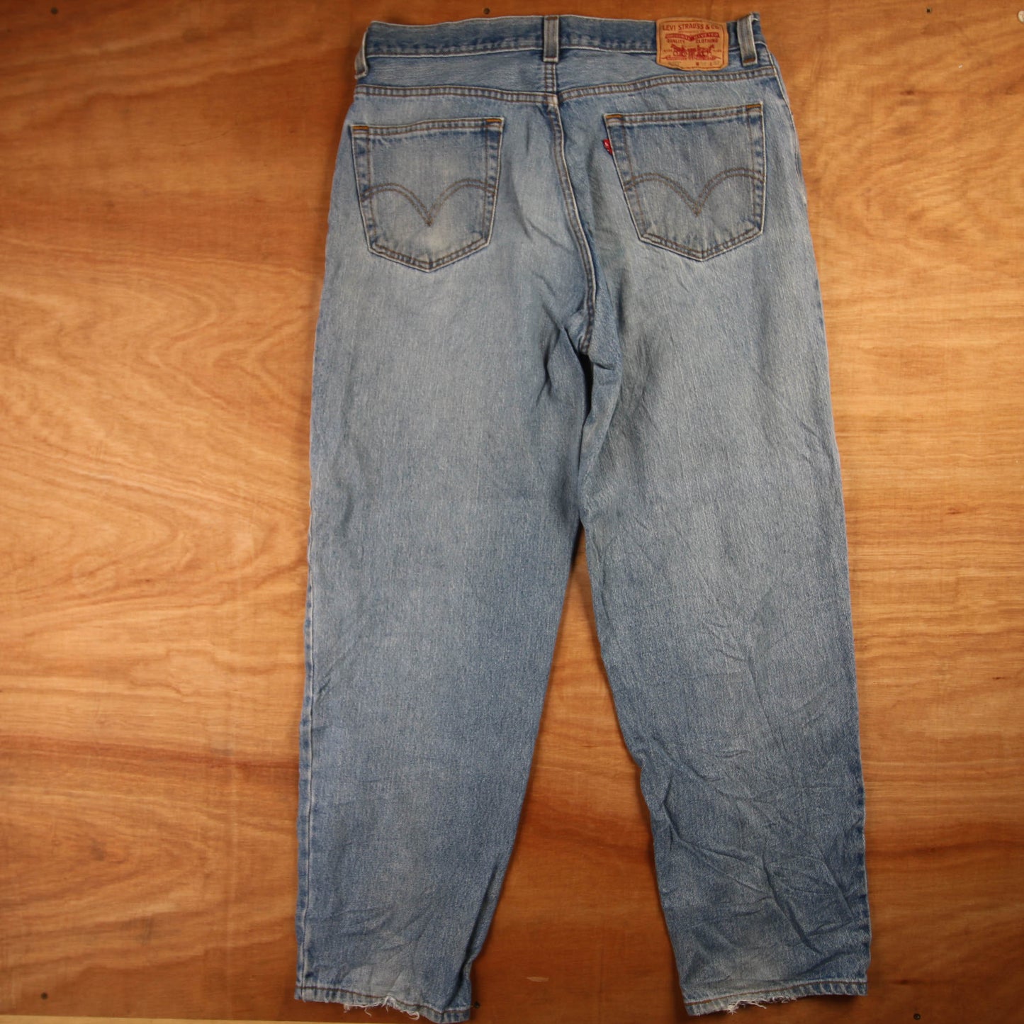 Levi's 550 Red Tab W34 L30 Tapered Leg Relaxed Fit Blue Denim Jeans