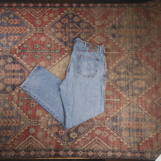 Wrangler W38 L31 Straight Leg Blue Denim Jeans