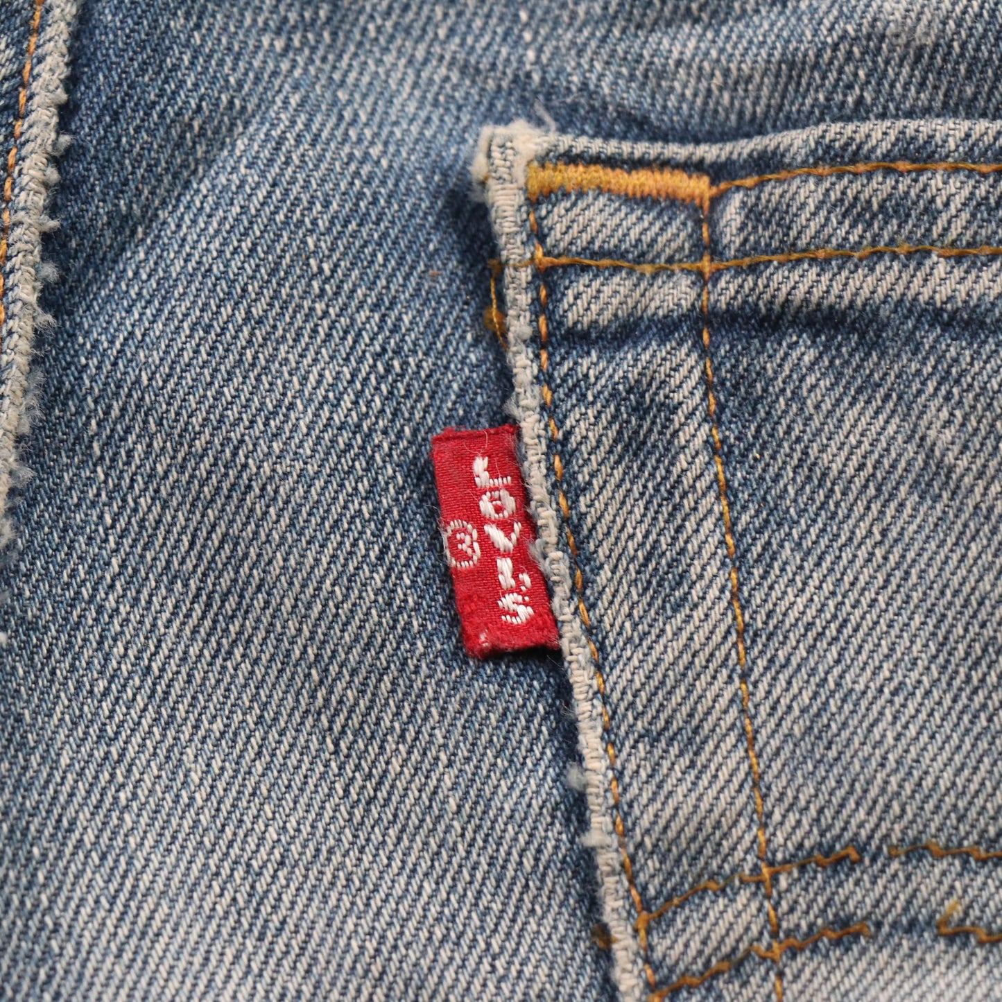 Levi's 513 Red Tab W32 L33 Straight Leg Slim Fit Blue Denim Jeans