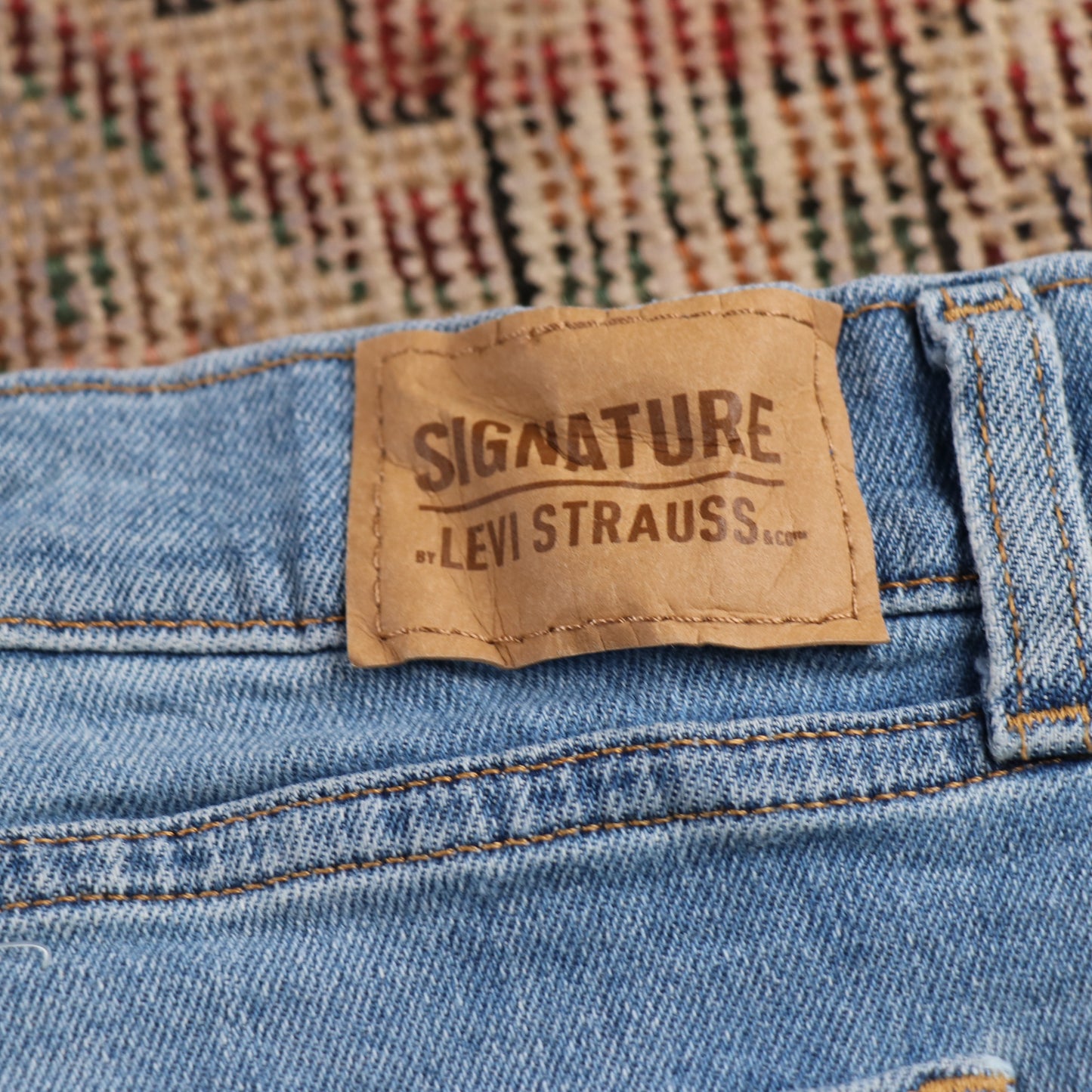Levi's Signature W34 L25 Boyfriend Classic Ripped Style Blue Denim Jeans