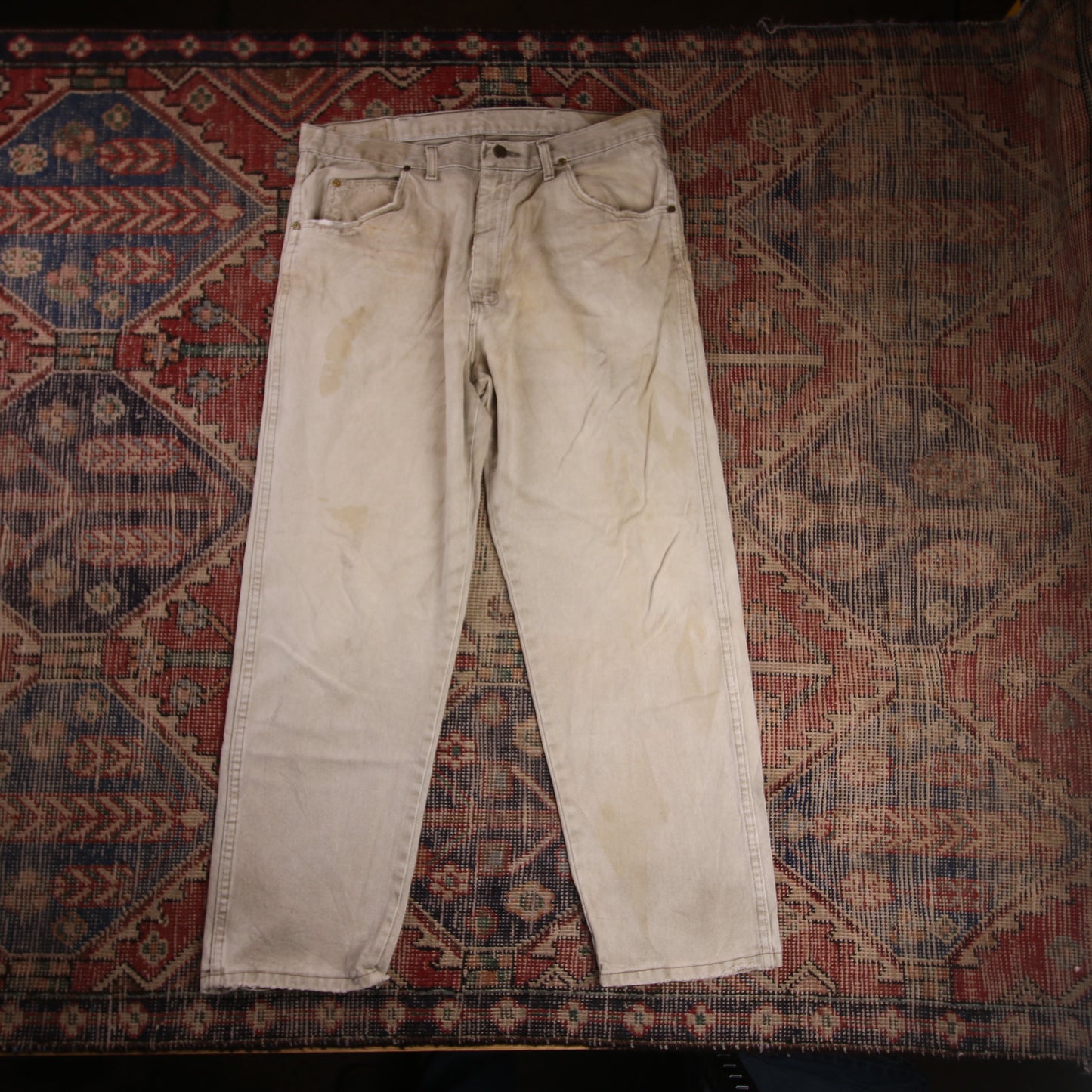 Wrangler W34 L28 Straight Leg Relaxed Fit Beige Denim Jeans