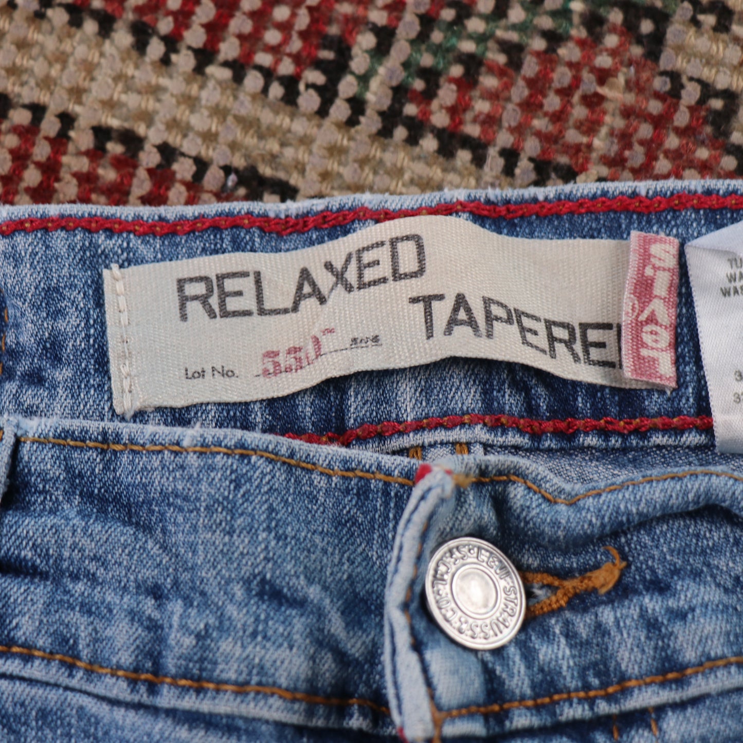 Levi's Red Tab W26 L27 Relaxed Tapered Leg Blue Denim Jeans