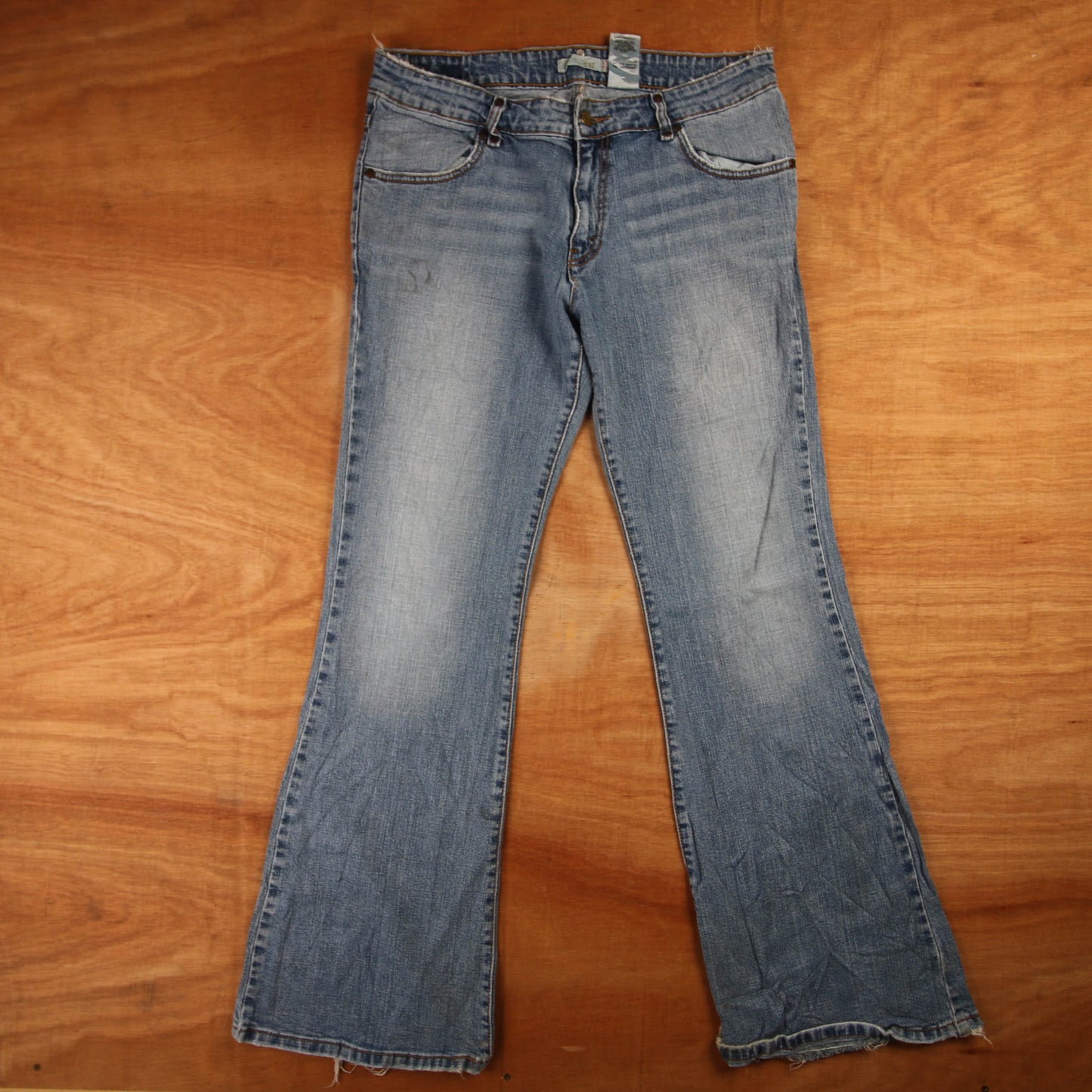 Levi's Red Tab W32 L1 Bootcut Blue Denim Jeans