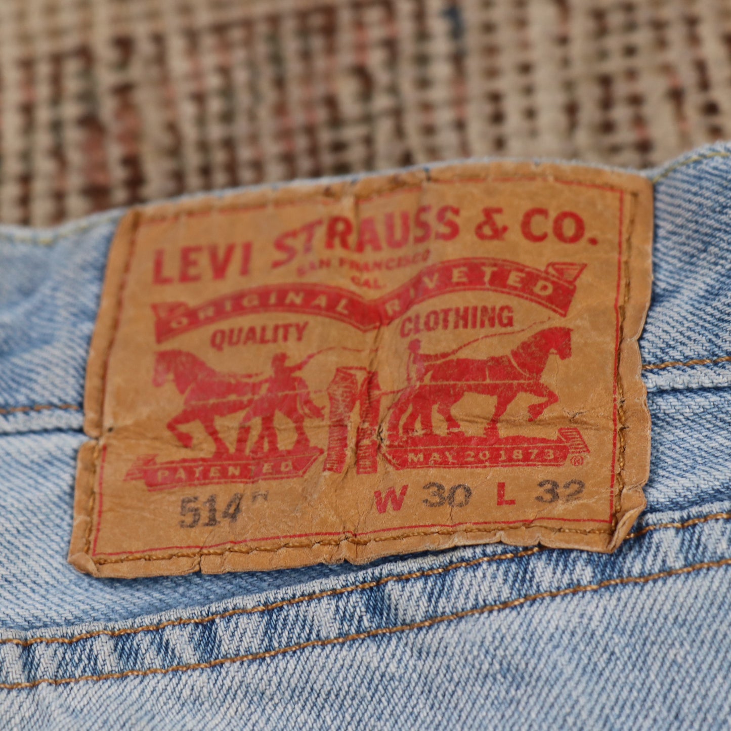 Levi's 514 W30 L32 Straight Leg Classic Ripped Style Blue Denim Jeans