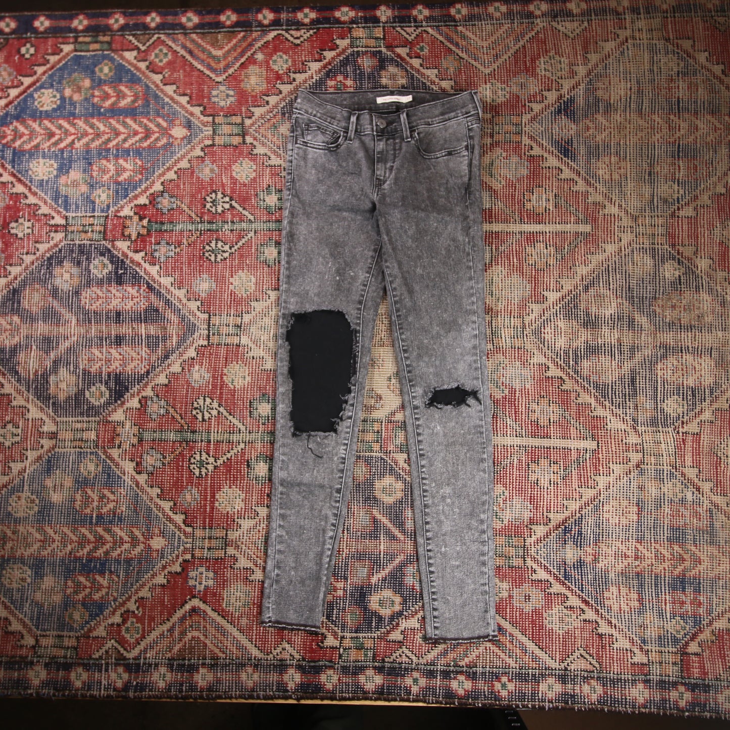 Levi's 710 W24 L28 Skinny Classic Ripped Style Grey Denim Jeans