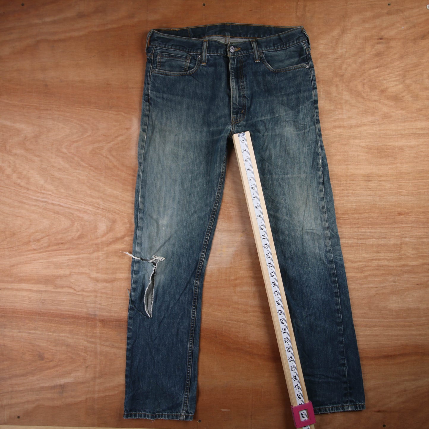 Levi's 513 Red Tab W34 L30 Straight Leg Slim Fit Blue Denim Jeans