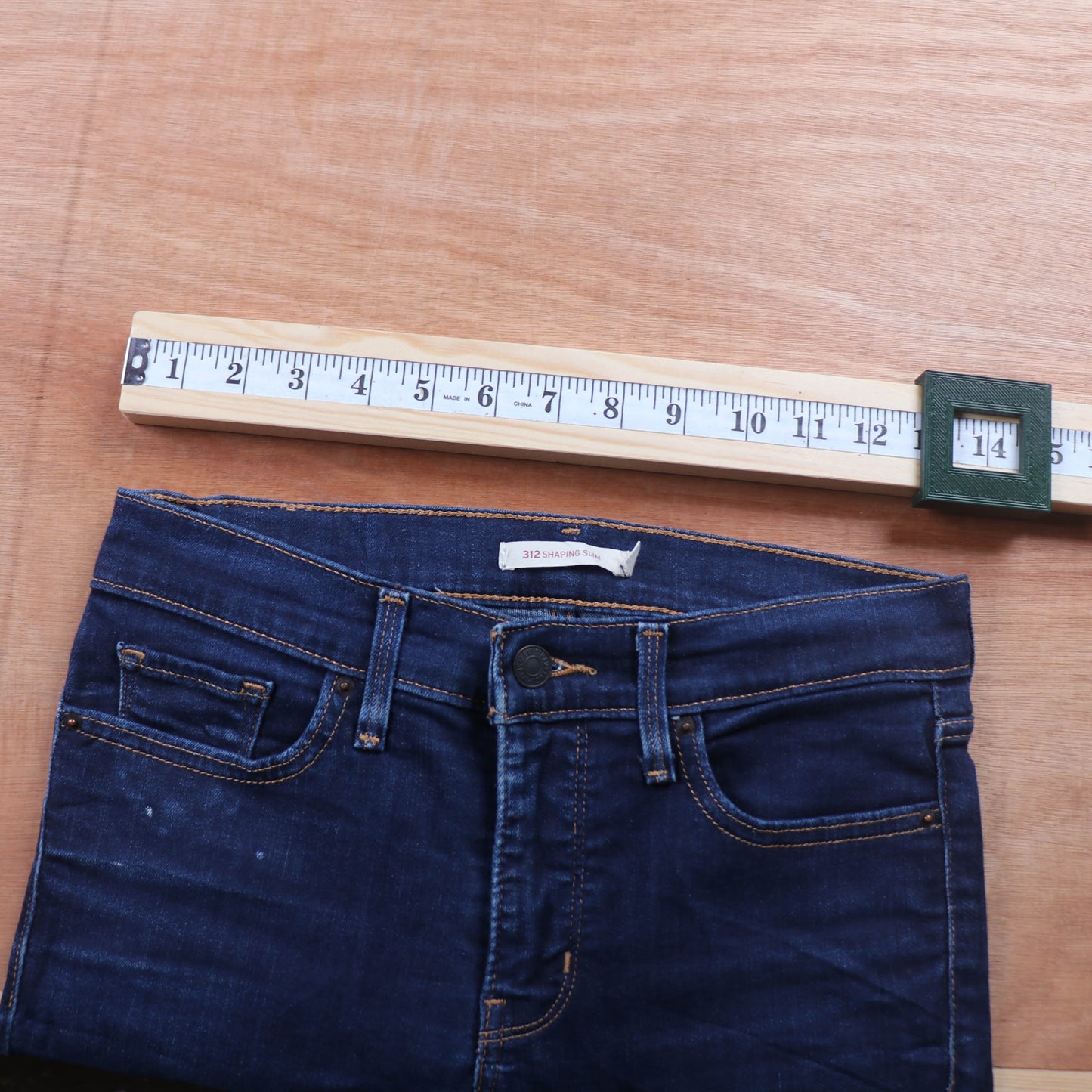 Levi's 312 Red Tab W28 L29 Skinny Blue Denim Jeans