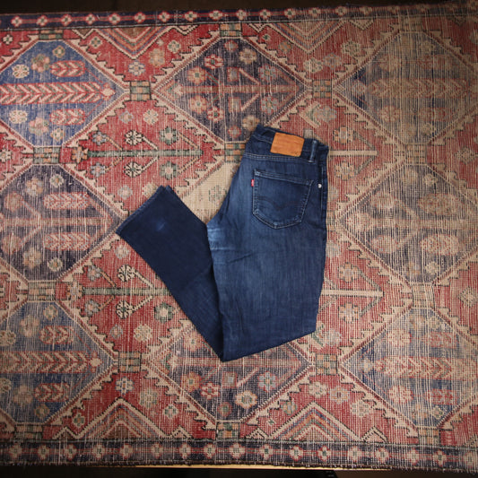 Levi's W32 L31 Straight Leg Relaxed Fit Blue Denim Jeans