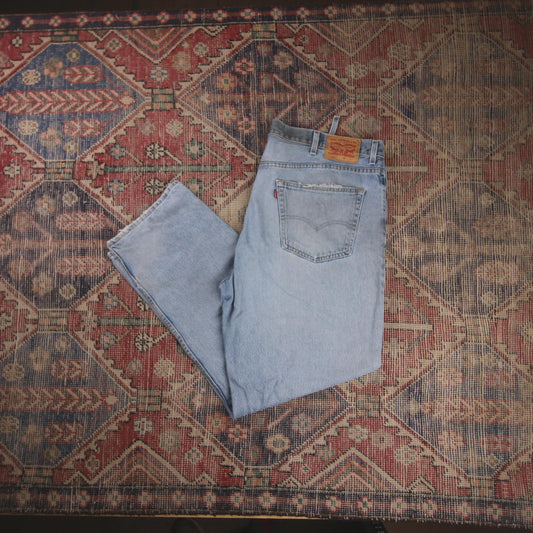 Levi's 550 W44 L32 Tapered Leg Relaxed Fit Blue Denim Jeans