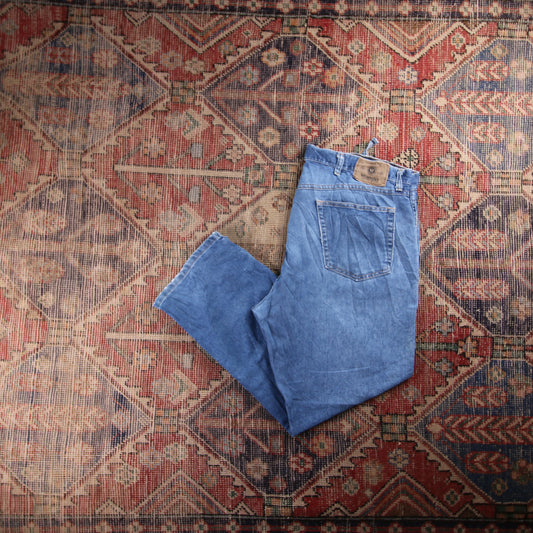Wrangler W40 L28 Relaxed Blue Denim Jeans