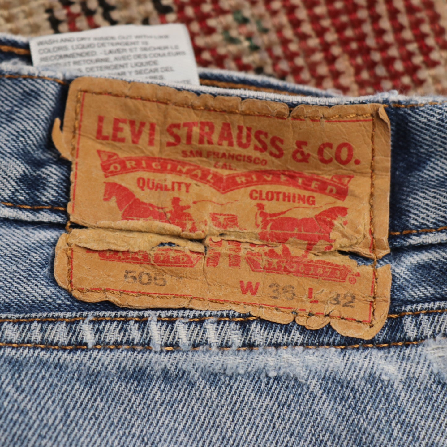 Levi's 505 W36 L30 Straight Leg Regular Fit Classic Ripped Style Blue Denim Jean