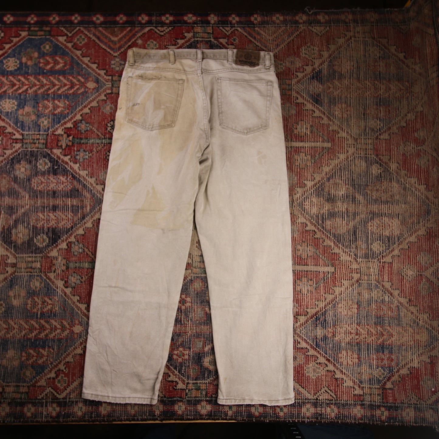 Wrangler W34 L28 Straight Leg Relaxed Fit Beige Denim Jeans