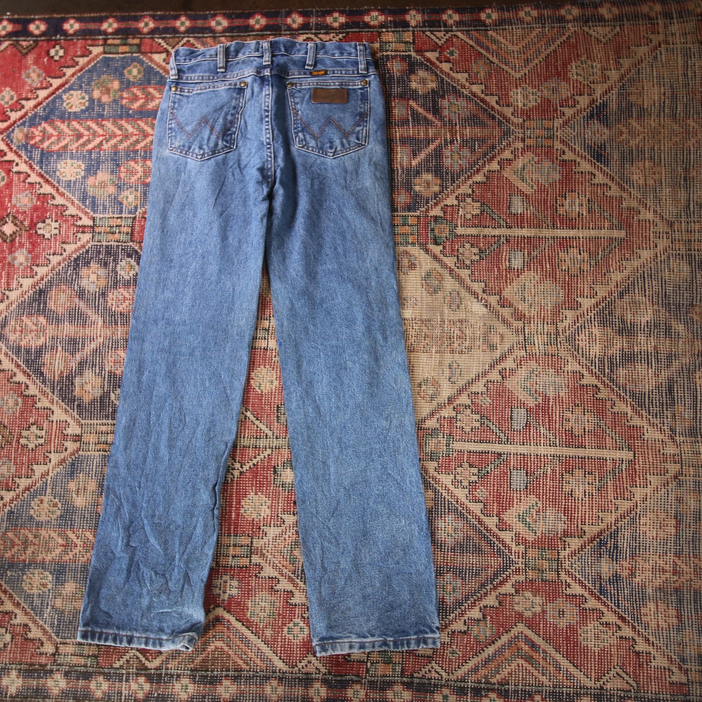 Wrangler W38 L31 Straight Leg Relaxed Fit Blue Denim Jeans