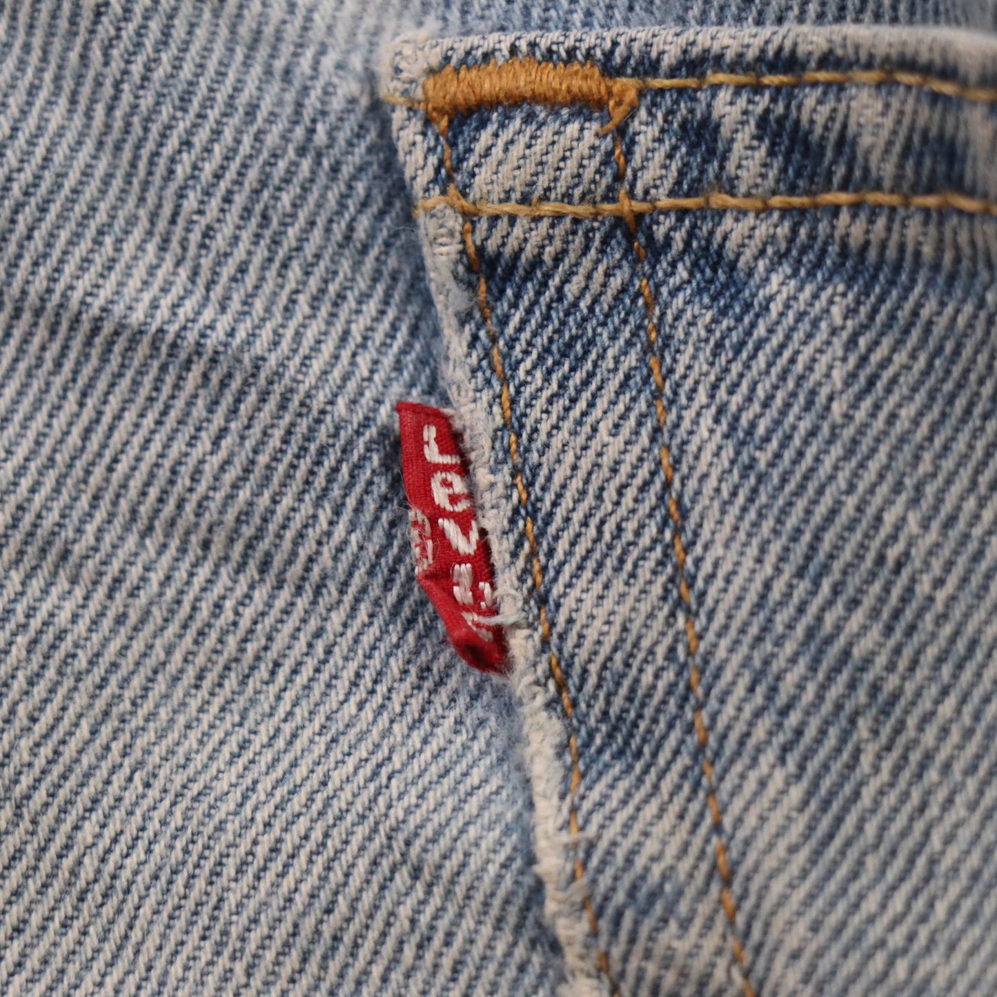 Levi's 505 Red Tab W38 L30 Straight Leg Regular Fit Classic Ripped Style Blue De