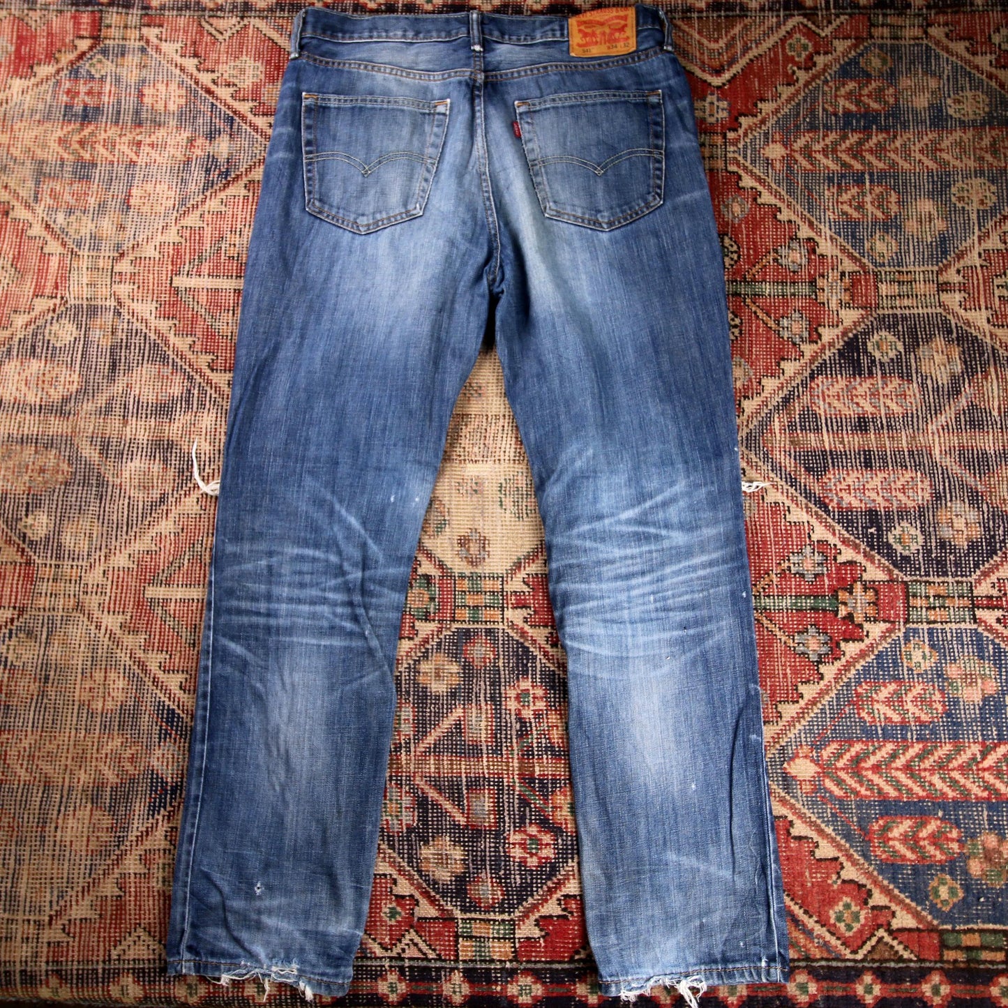Levi's 541 W36 L31 Tapered Leg Classic Ripped Style Blue Denim Jeans