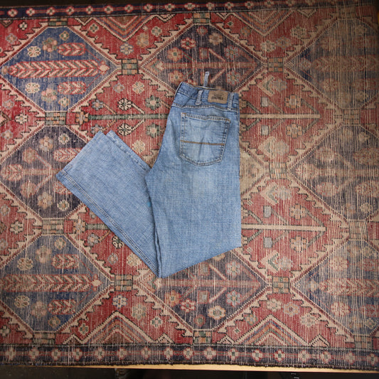 Wrangler W32 L32 Straight Leg Relaxed Fit Blue Denim Jeans