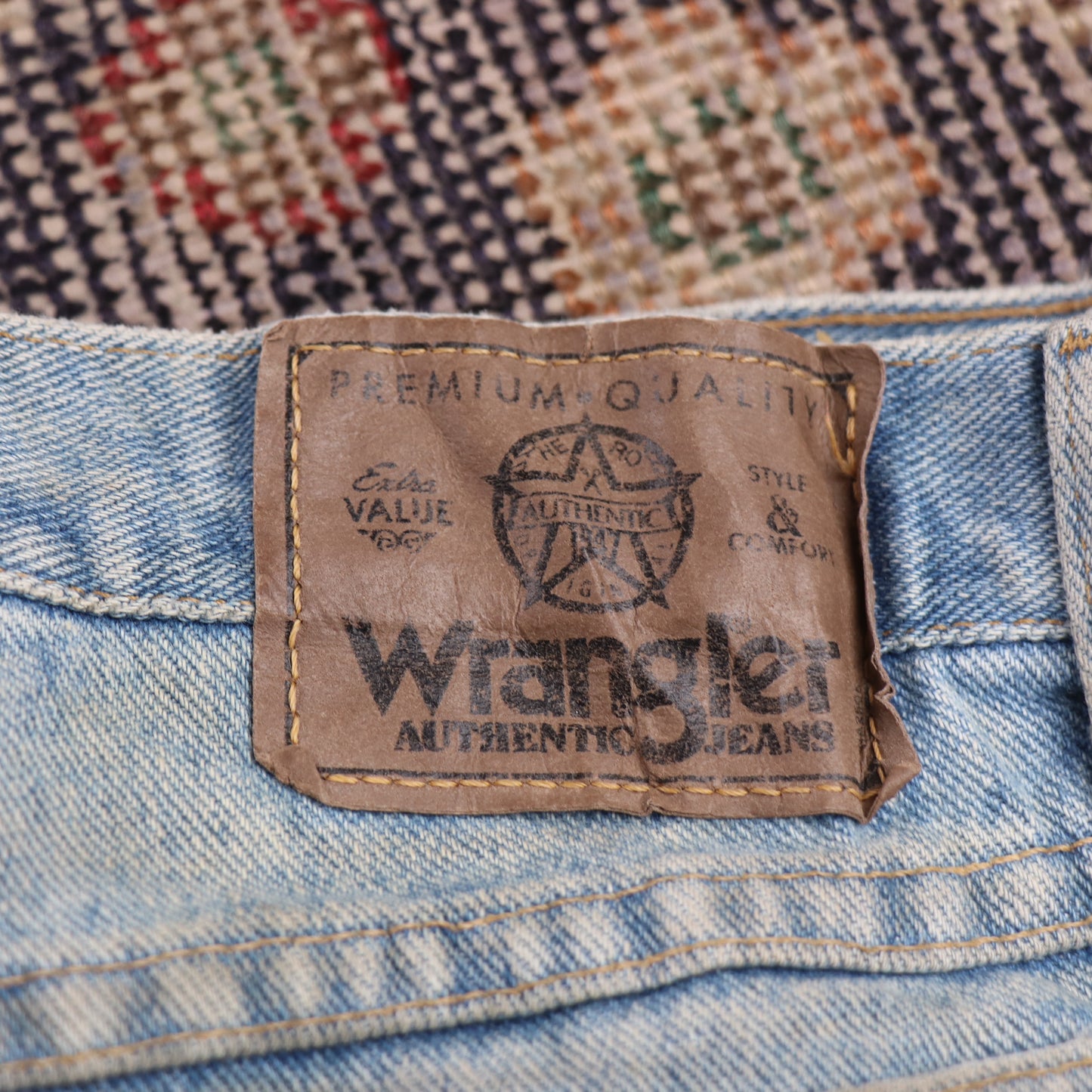 Wrangler W30 L31 Straight Leg Relaxed Fit Blue Denim Jeans