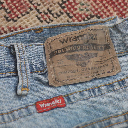 Wrangler W34 L28 Straight Leg Relaxed Fit Blue Denim Jeans