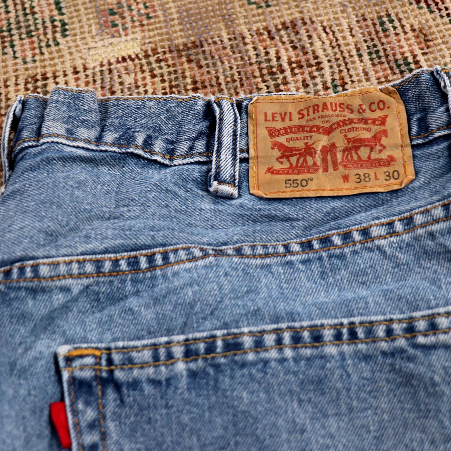 Levi's 550 W38 L28 Tapered Leg Relaxed Fit Blue Denim Jeans