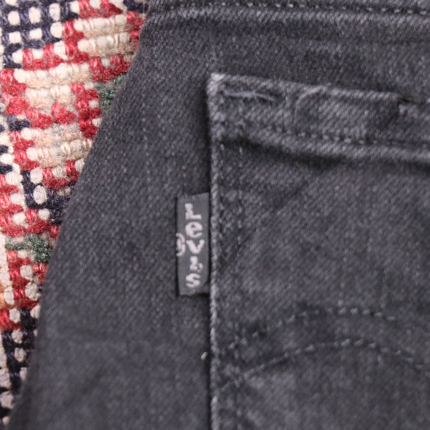 Levi's 505 W28 L31 Straight Leg Regular Fit Classic Ripped Style Black Denim Jea