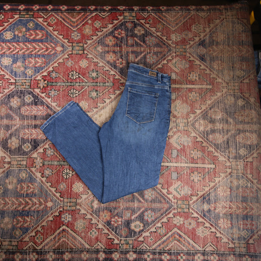 Lee W32 L31 Straight Leg Relaxed Fit Blue Denim Jeans