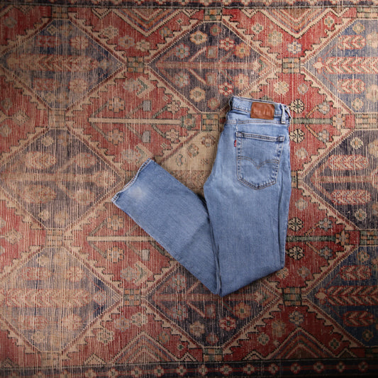 Levi's W32 L31 Straight Leg Blue Denim Jeans