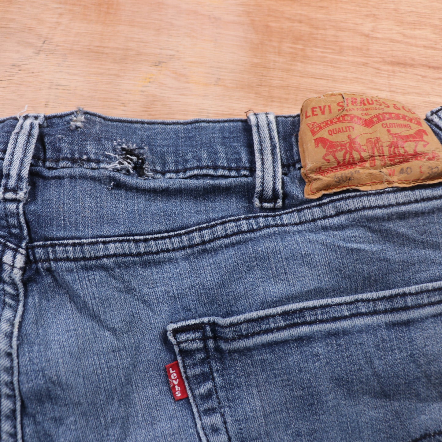 Levi's 505 Red Tab W40 L29 Straight Leg Regular Fit Blue Denim Jeans