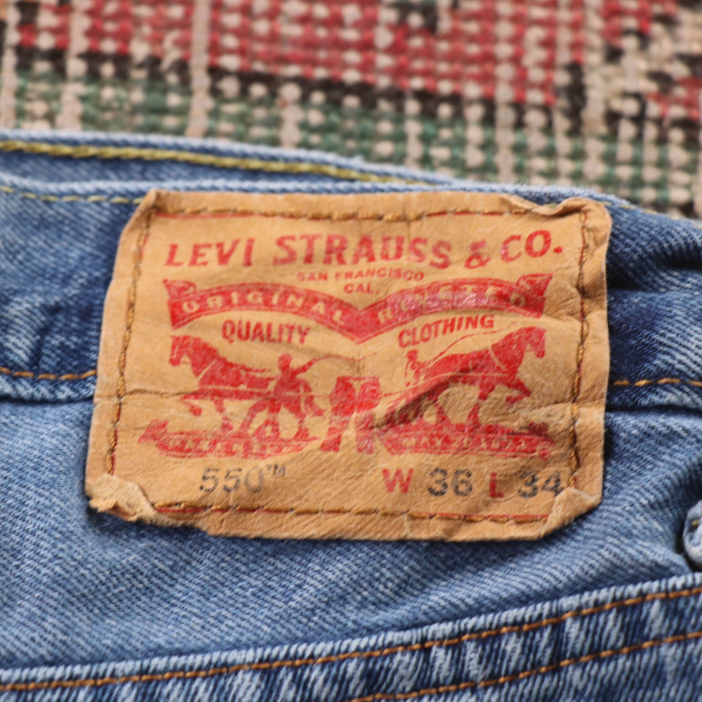 Levi's 550 Red Tab W36 L32 Tapered Leg Relaxed Fit Blue Denim Jeans