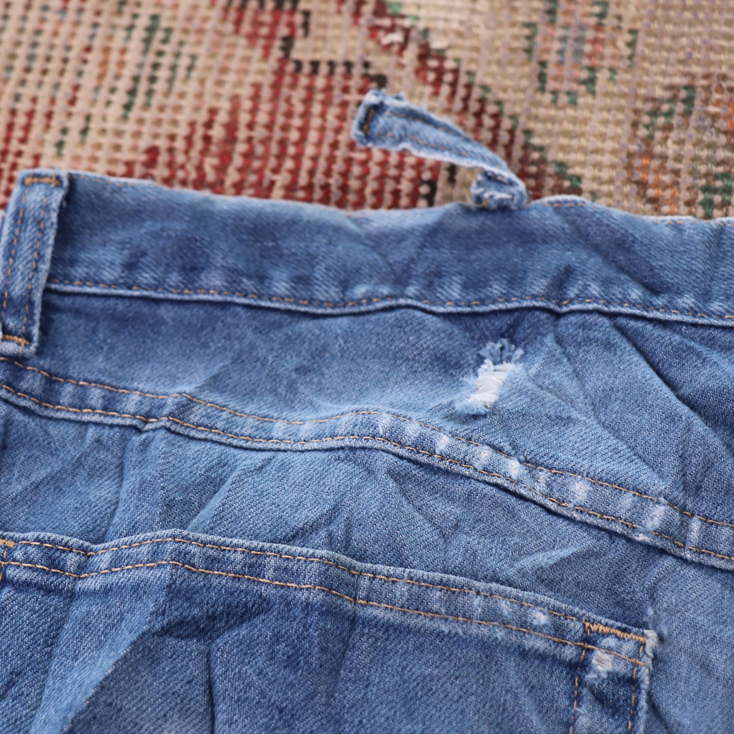 Wrangler W38 L29 Relaxed/Carpenter Classic Ripped Style Blue Denim Jeans