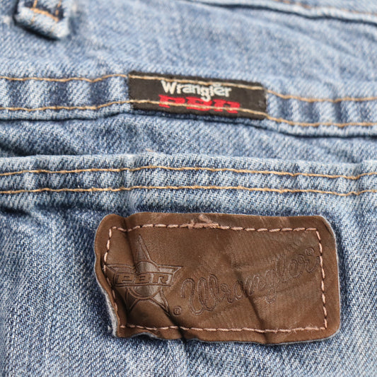 Wrangler W38 L33 Straight Leg Relaxed Fit Blue Denim Jeans