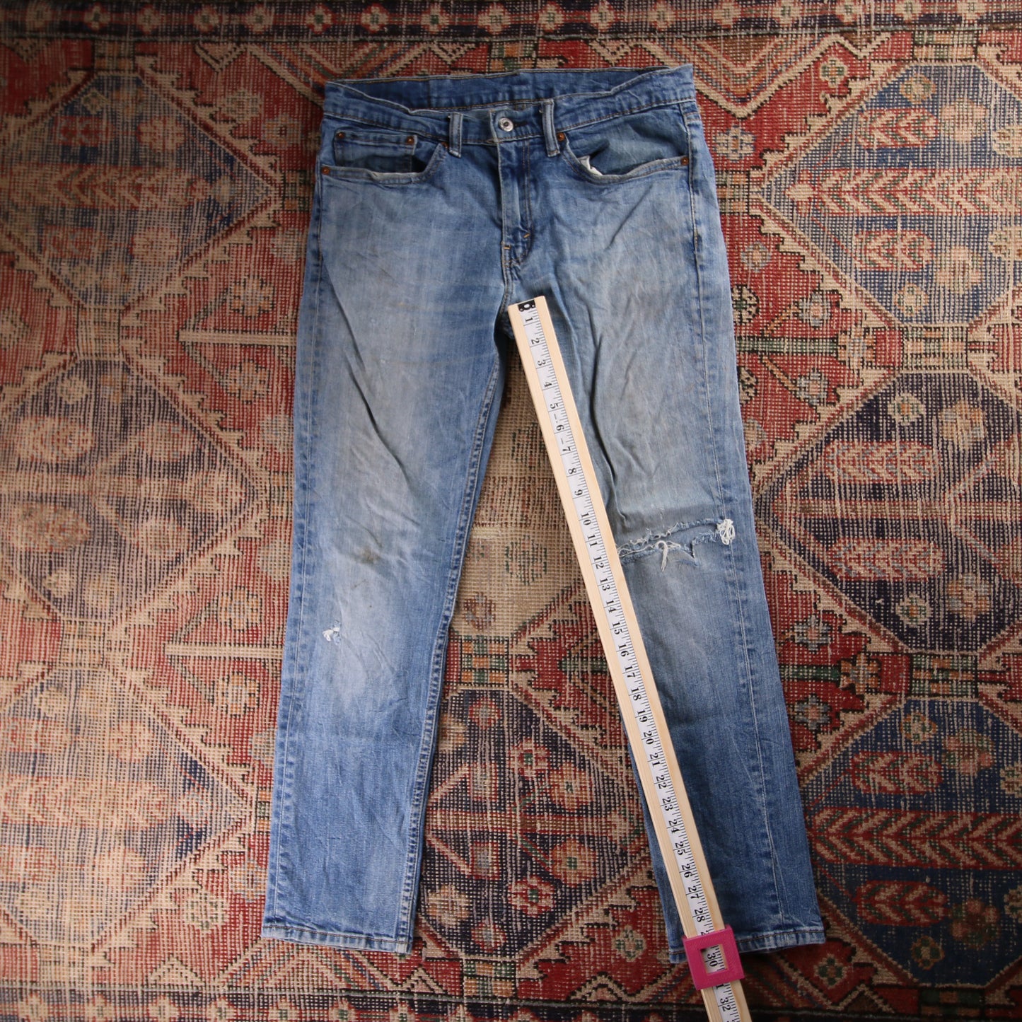 Levi's Red Tab W26 L30 Slim Classic Ripped Style Blue Denim Jeans