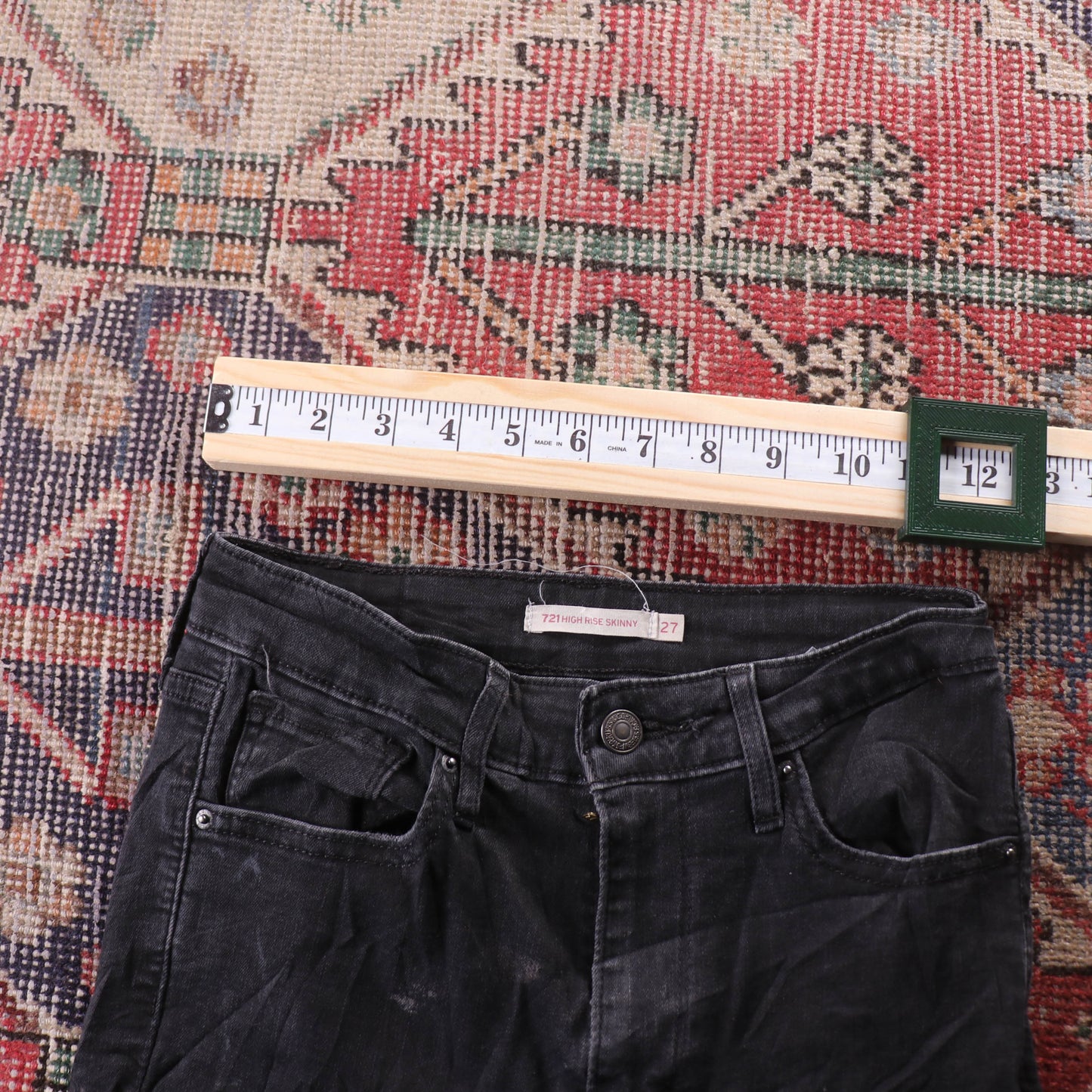 Levi's 721 Red Tab W24 L29 Skinny Classic Ripped Style Black Denim Jeans