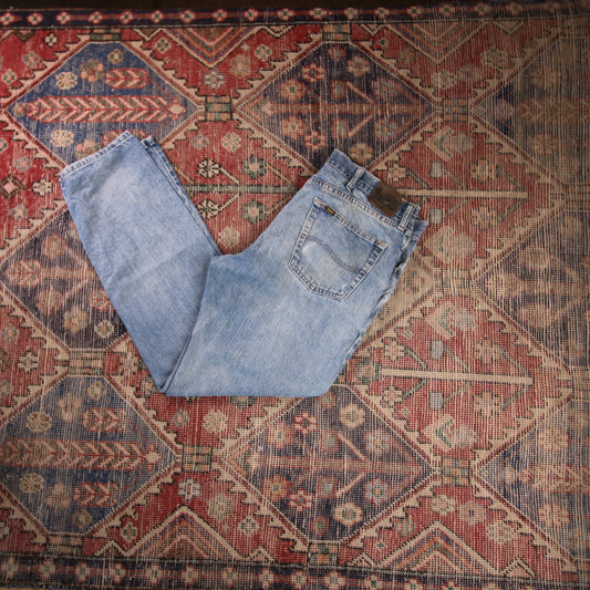Lee W34 L32 Straight Leg Relaxed Fit Blue Denim Jeans