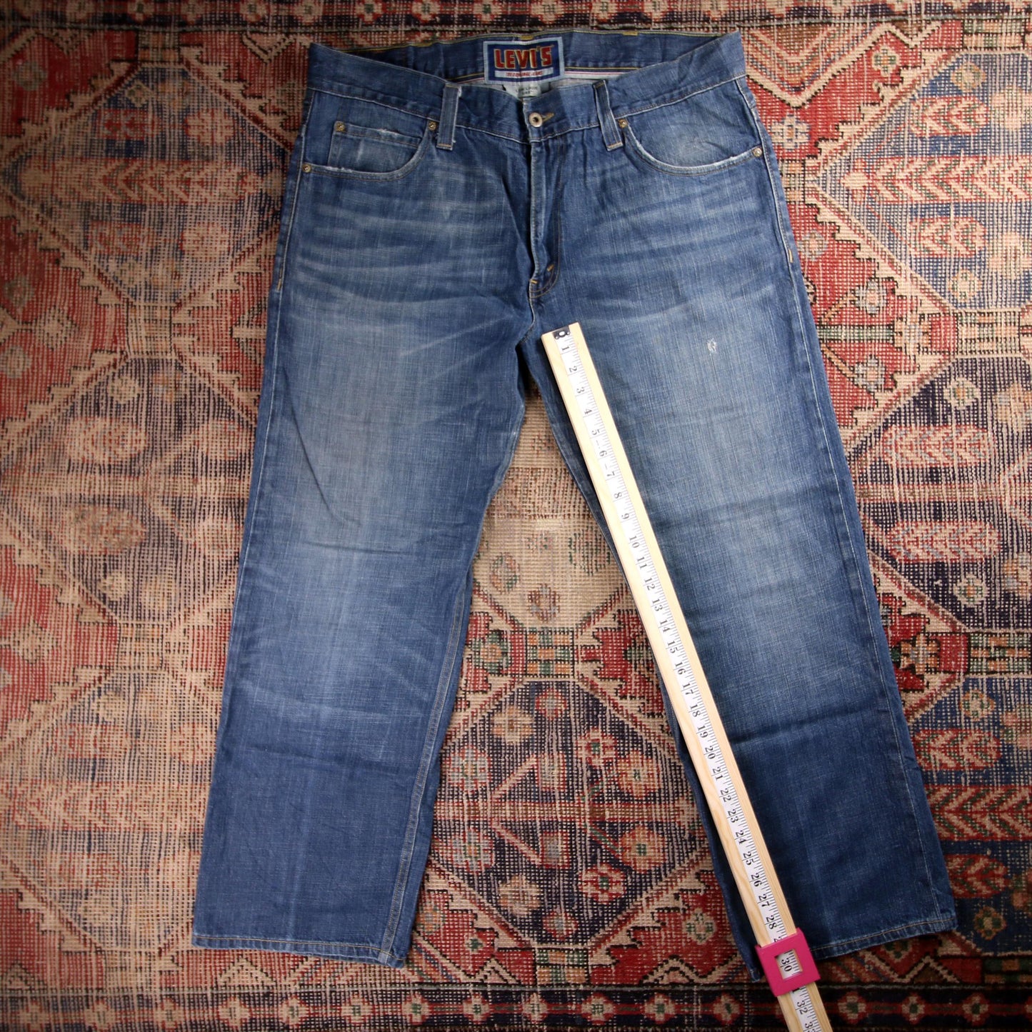Levi's 549 Red Tab W40 L30 Loose Classic Ripped Style Blue Denim Jeans
