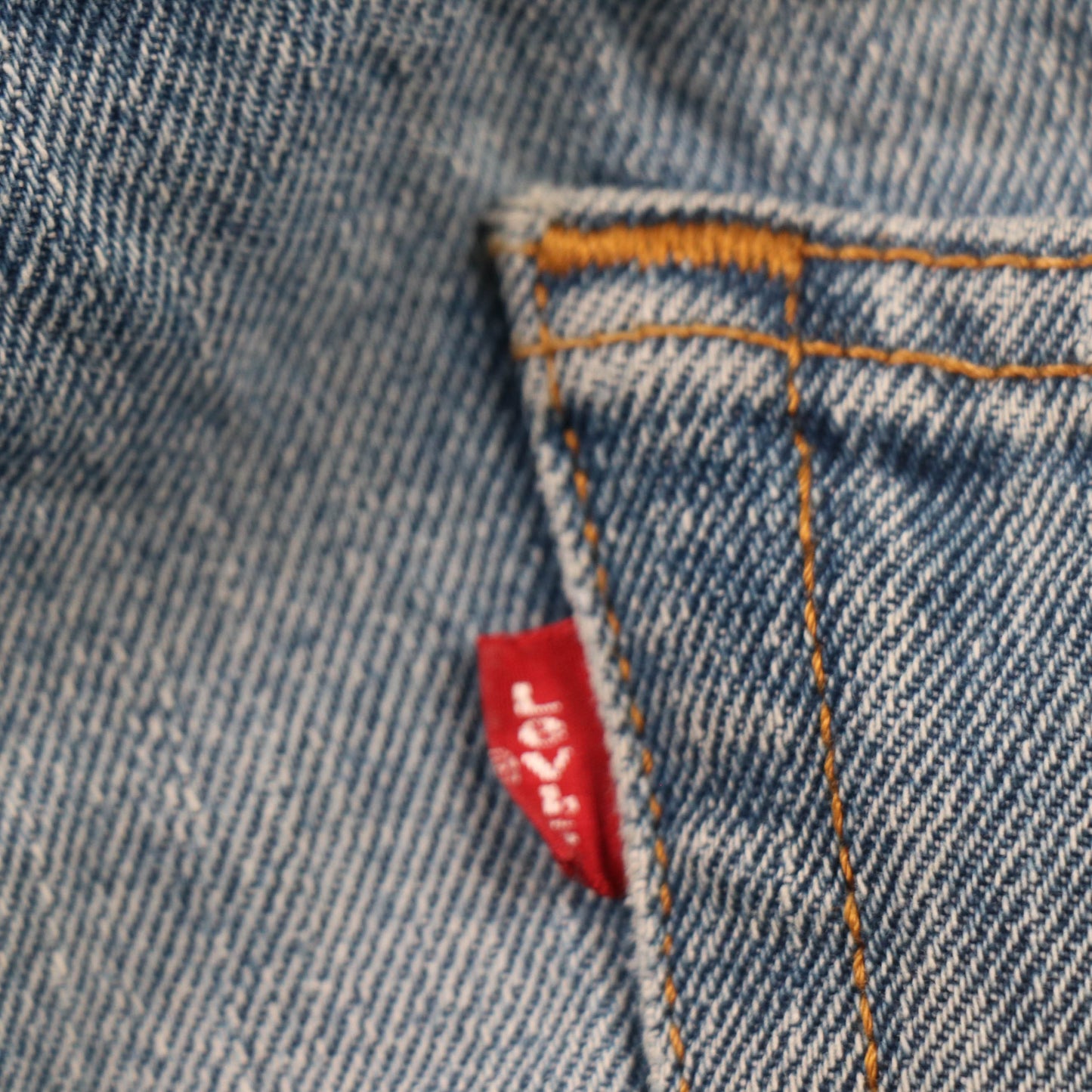 Levi's 550 Red Tab W34 L30 Tapered Leg Relaxed Fit Blue Denim Jeans