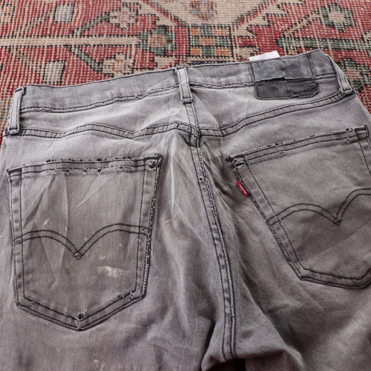 Levi's Red Tab W32 L33 Slim-Straight Classic Ripped Style Grey Denim Jeans